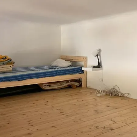 75m2 In A Quite But Central Location * بودابست